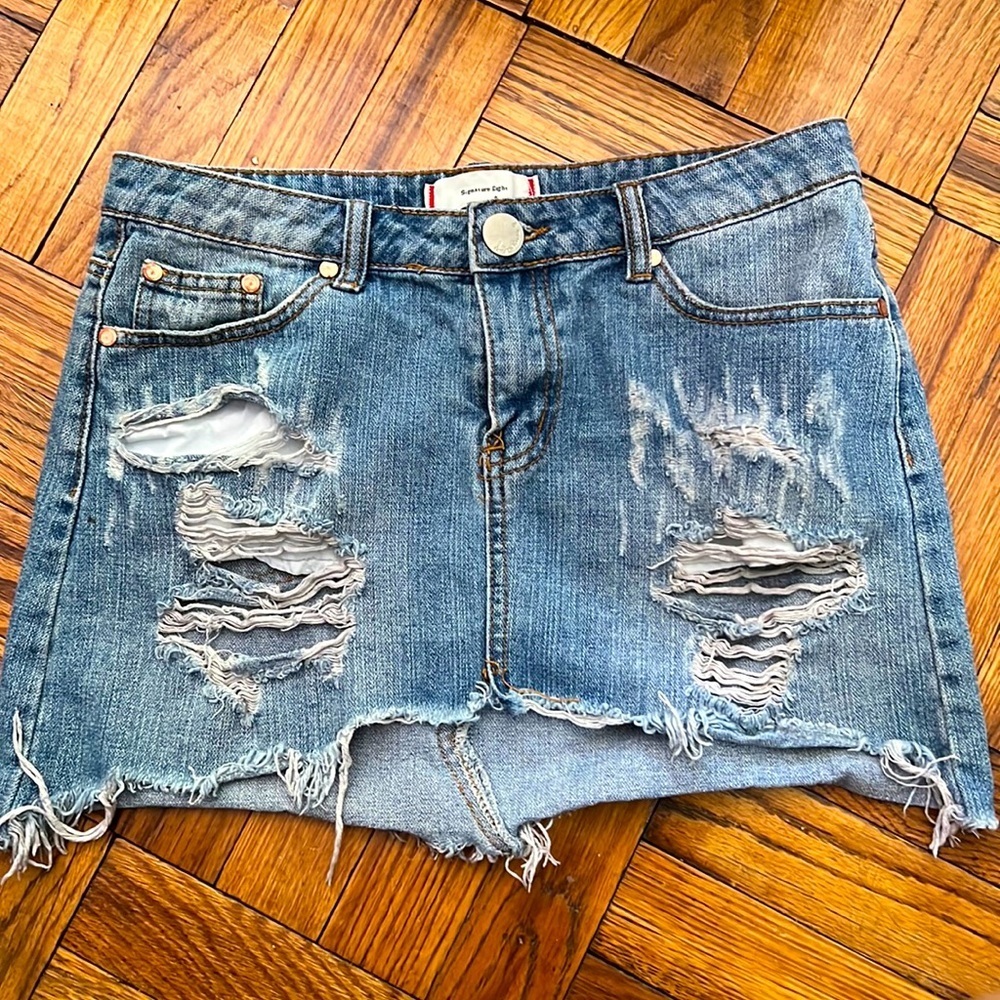 signature eight jean skirt size: M